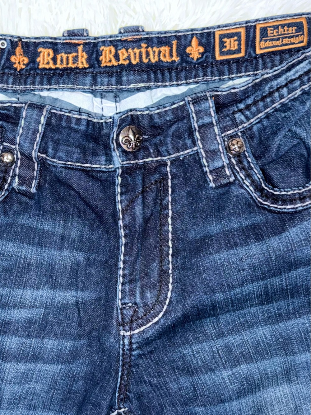Rock Revival Men’s Denim Blue Jeans Relaxed Straight Echtar Size 36x30 - Picture 10 of 16